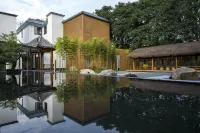 Wuyi Mountain Yuewuyi Tea Life Aesthetics Hotel Hôtels à proximité de : Wangjiao Commercial Street