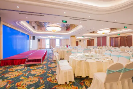 Longyou International Grand Hotel Отели в г. Луню