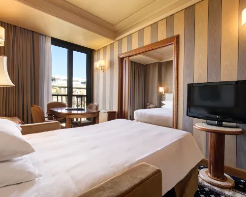 Hotel Capitol Milano Hotels near Sant' Ambrogio Station