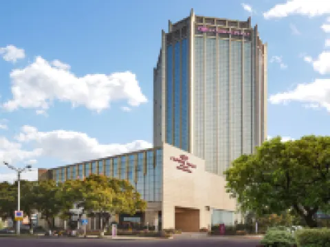 Crowne Plaza ZHENJIANG by IHG Hotel a Zhenjiang