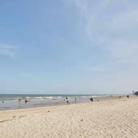 Talay Hotel and Villa Cha-am