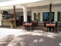 Costa Palawan Resort - servizio colazione