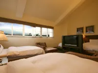 Mountain. Fish. Water Boutique Hotel Hotels near Jiji Train Station
