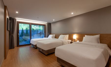 Petro Hotel - Housity