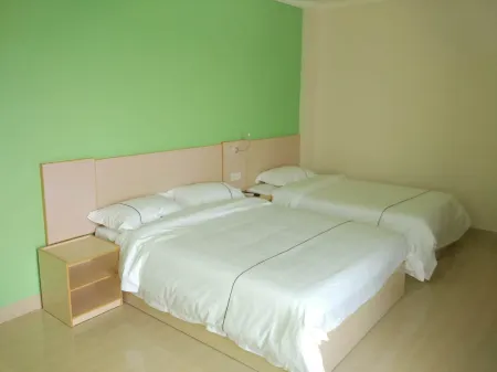 Langqin Coast Hotel Отели рядом с достопримечательностью «Langqin Bay»