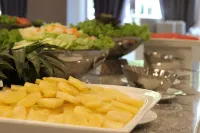 The Leisure Hotel - Desayuno