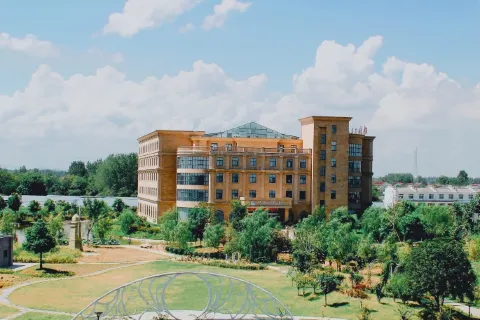 Pengxiang Ecological Hotel