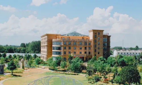Pengxiang Ecological Hotel