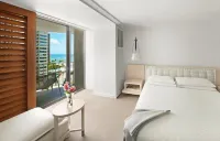 Hilton Vacation Club The Modern Honolulu Hotels in Honolulu
