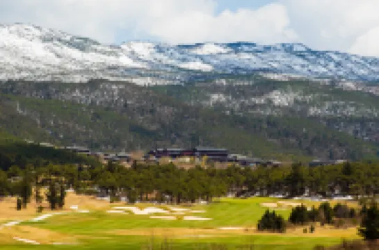 جينماو بوريال ماونتن ليجيانغ فنادق في 