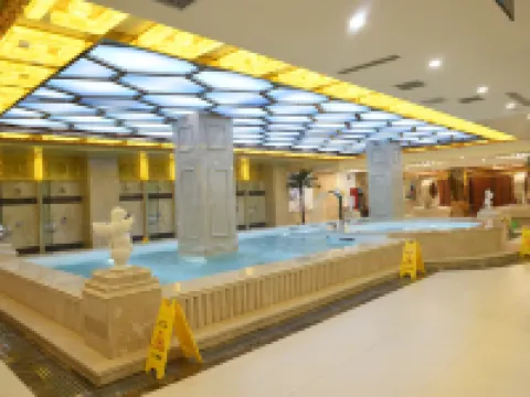 Minzu Hotel Hotels in Dingzhou