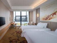 维也纳国际酒店(杭州千岛湖店) - 高级湖景双床房