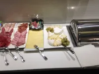 Best Western Plus Le Moderne - breakfast