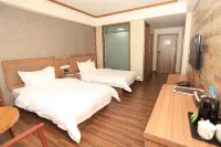 威斯登度假飯店（吐魯番西域時代廣場店） 喀拉蓋代甫山附近的飯店