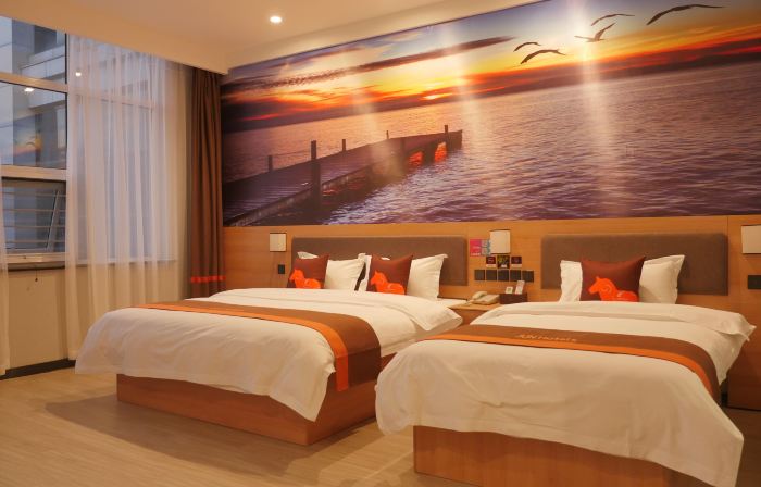 Junyi Chain Hotel (She County Government)