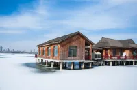 Floral·Liaocheng Banrixian Guesthouse(Shuishang Ancient City Dongchanghu Branch) Hotels near Watertown Eye