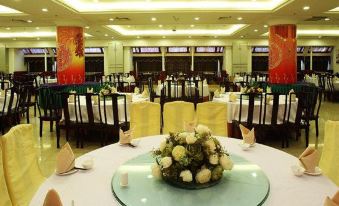 Zhejiang Railway City Square Hotel