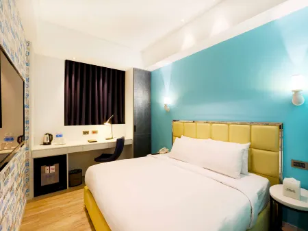 Royal Group Hotel Bo Ai Branch Отели рядом с достопримечательностью «Qijin Windmill Park»