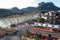 武夷山凱樂福度假酒店（印象大紅袍店） 鄰近中華武夷茶博園-漢晉遺存的酒店