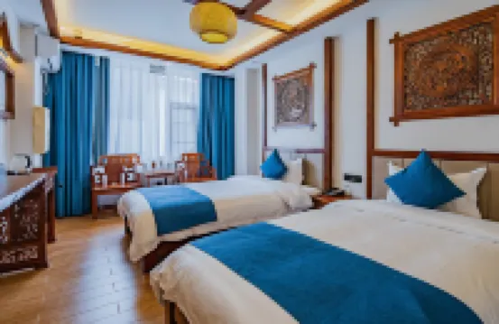 Yishu Yihua Inn (zhangjiajie national forest park Landmark Store)