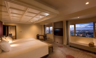 DoubleTree by Hilton Naha Shuri Castle