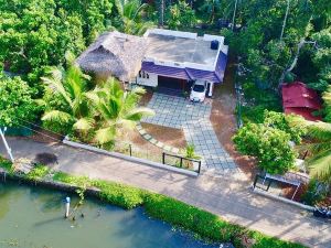 Garggi Kumarakom Village Homestay