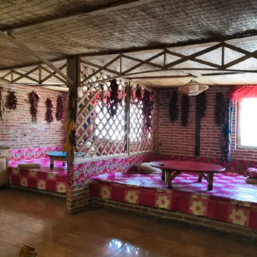 Arctic Friends Home International Youth Hostel