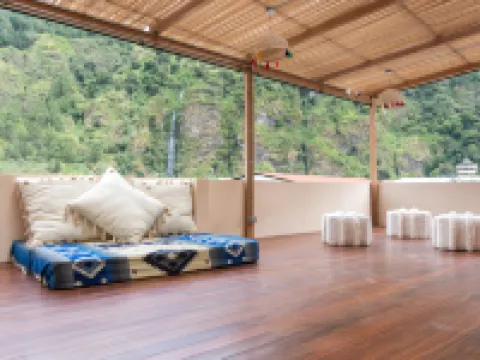 ホテル ブリオ セントロ バーニョスのホテル