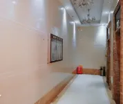 Maple Leaf Apartment Hotel