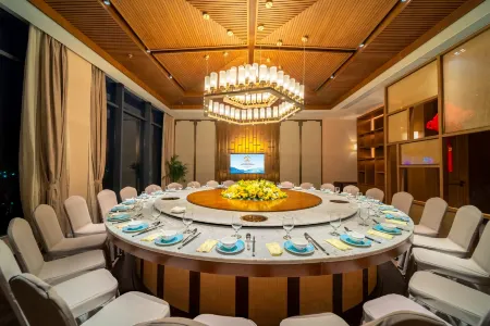 Shiqian Fodingshan Hot Spring Town Yutangsheng Hot Spring Resort Hotel