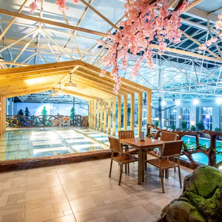 Jichun Hotspring Resort & Spa