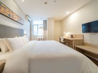 汉庭酒店(上海国际旅游度假区酒店) - 零压高级大床房