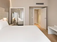 NH Madrid Chamberi Hotels near Chamberi