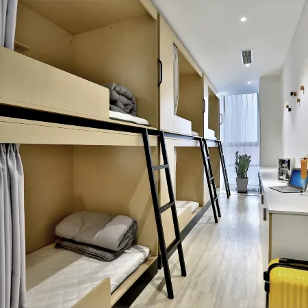 Anbo Youth Hostel (Hangzhou Jiangnan Avenue Changhe Metro Station)