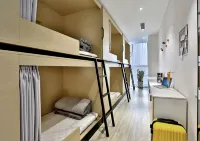 Anbo Youth Hostel (Hangzhou Jiangnan Avenue Changhe Metro Station) - بيوت الشباب