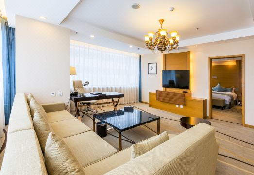 다롄 하이 챈스 지엔궈 호텔