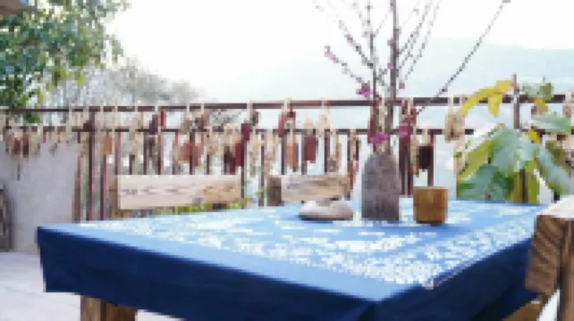 Nuodeng Ling'erling Hostel