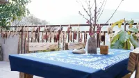 Nuodeng Ling'erling Hostel