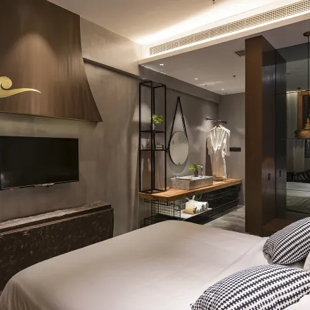 Yihui Hotel Отели рядом с достопримечательностью «Река Миньцзян»