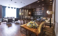 Weiman Intercontinental Hotel - parcheggio