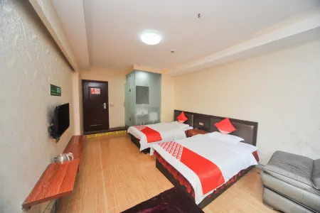 Dazhou Xionlong Hotel Отели рядом со станцией Dazhou Railway Station