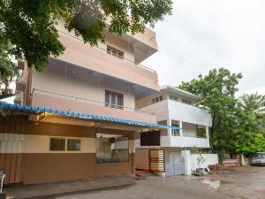 Hotel Sri Murugan Guest House