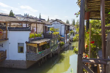 Feise Lanshan Guesthouse Отели рядом с достопримечательностью «Qingxi Country Park»