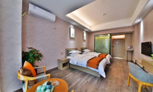 Qidian Hotel (Quanzhou Railway Station)