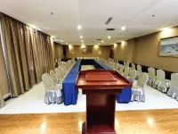 Yixin Hotel Hotels in Emin