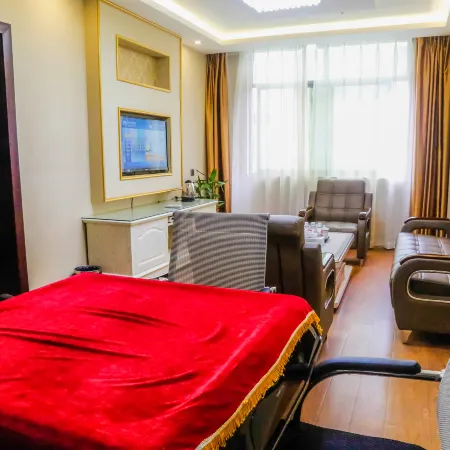 Zhenfeng Overseas Chinese Hotel