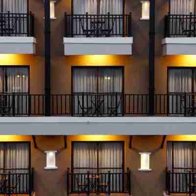 博卡拉巴蒂卡旅館 Hotel Exterior