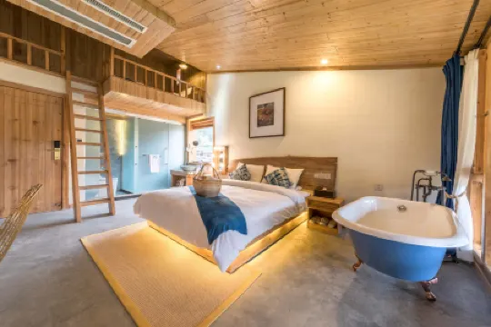 Zizai Shanju Yeshe Chain Inn