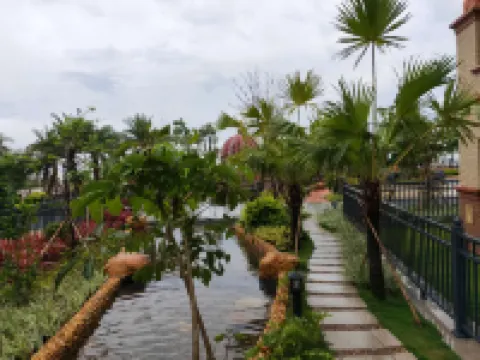 Mermaid Apartment Hotels near Xiangyun Square