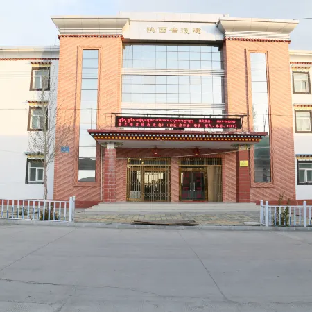 Ali Pulan Town Hotel